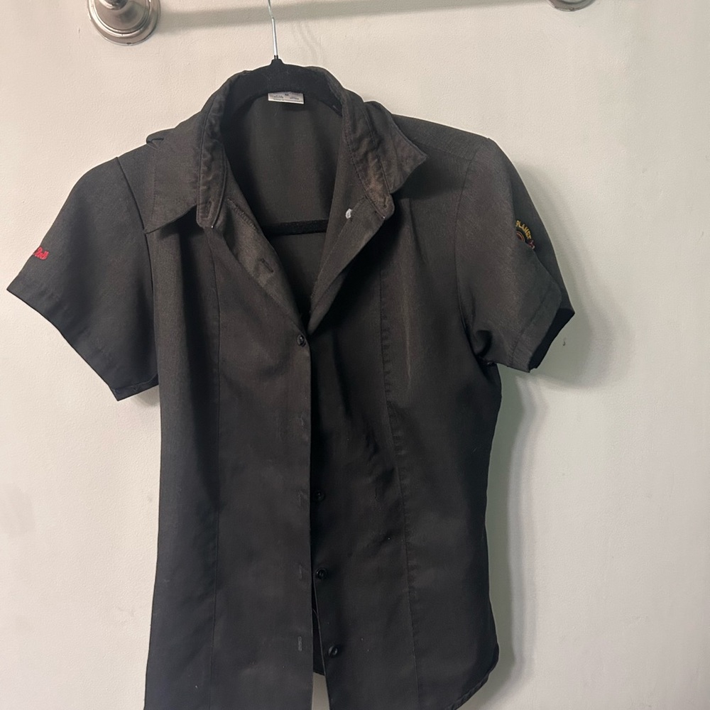 Hard Rock Cafe women’s old school uniform button up.